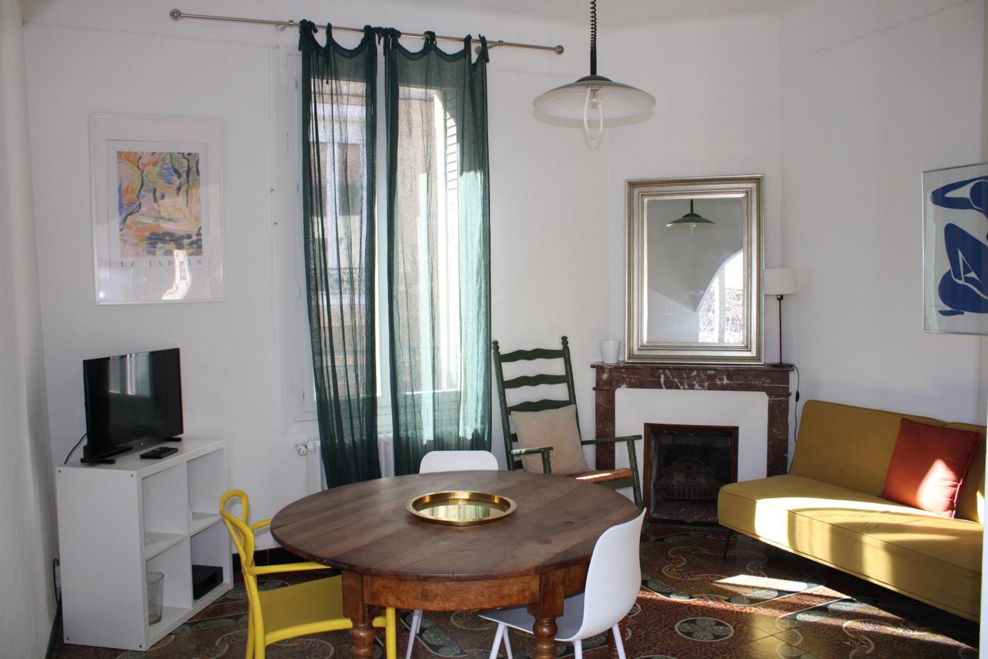 Superbe Appartement Avec Parking Sur Place Νιμ Εξωτερικό φωτογραφία
